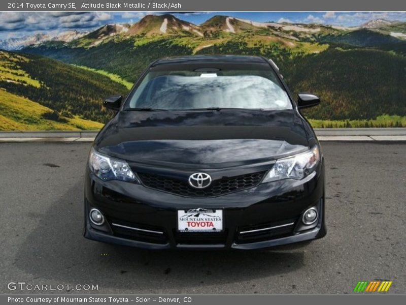 Attitude Black Metallic / Black/Ash 2014 Toyota Camry SE