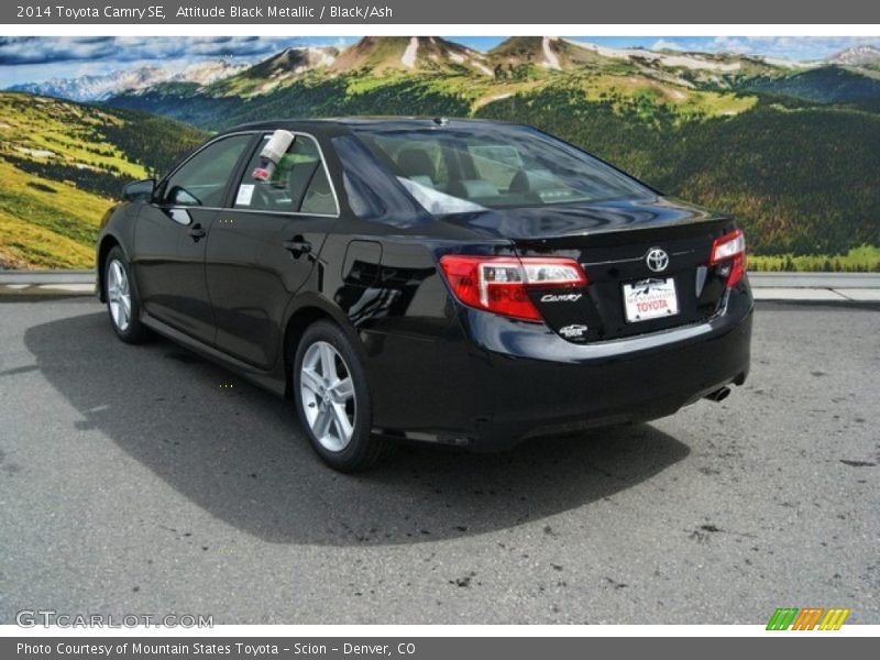 Attitude Black Metallic / Black/Ash 2014 Toyota Camry SE