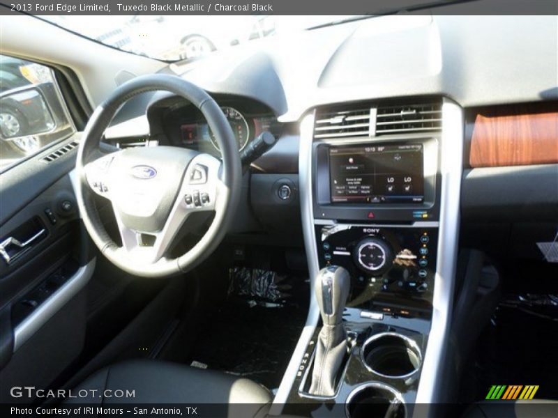 Tuxedo Black Metallic / Charcoal Black 2013 Ford Edge Limited