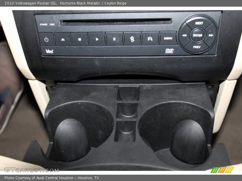 Nocturne Black Metallic / Ceylon Beige 2010 Volkswagen Routan SEL