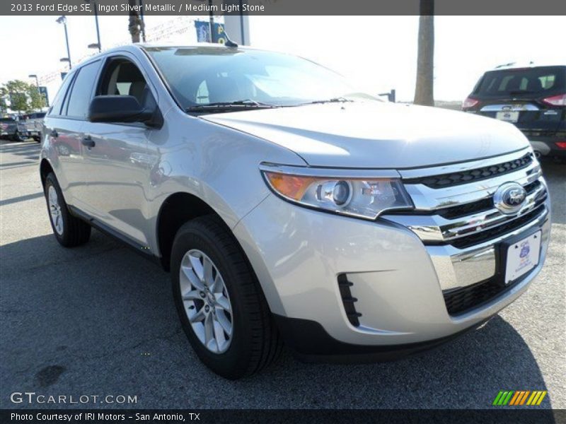 Ingot Silver Metallic / Medium Light Stone 2013 Ford Edge SE