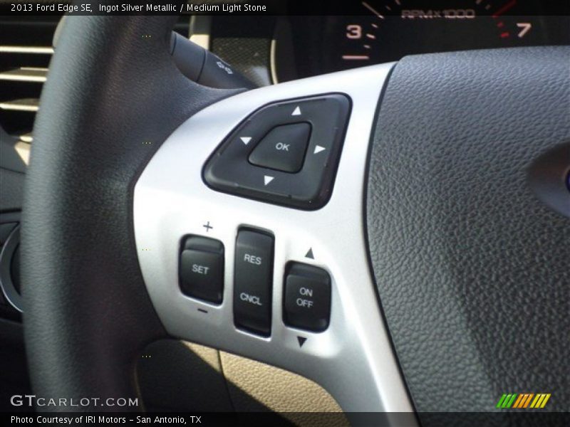 Ingot Silver Metallic / Medium Light Stone 2013 Ford Edge SE