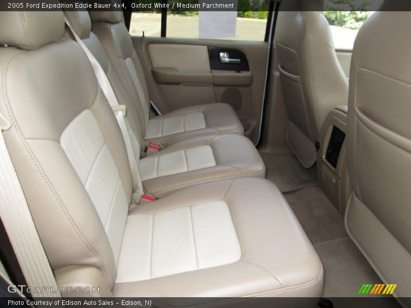 Oxford White / Medium Parchment 2005 Ford Expedition Eddie Bauer 4x4