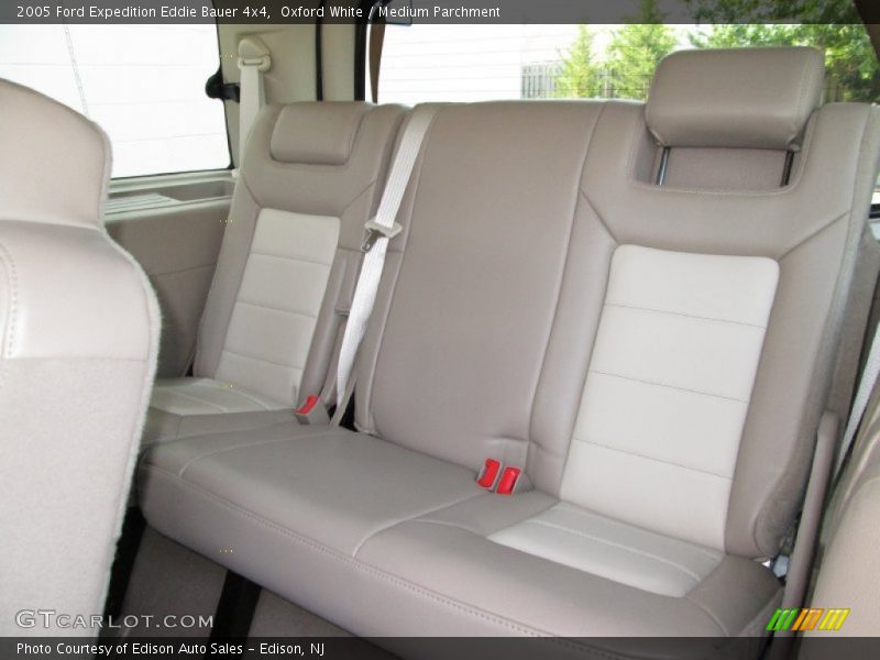 Oxford White / Medium Parchment 2005 Ford Expedition Eddie Bauer 4x4