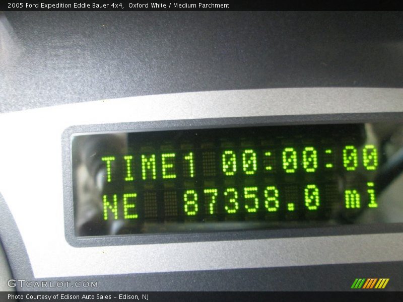 Oxford White / Medium Parchment 2005 Ford Expedition Eddie Bauer 4x4