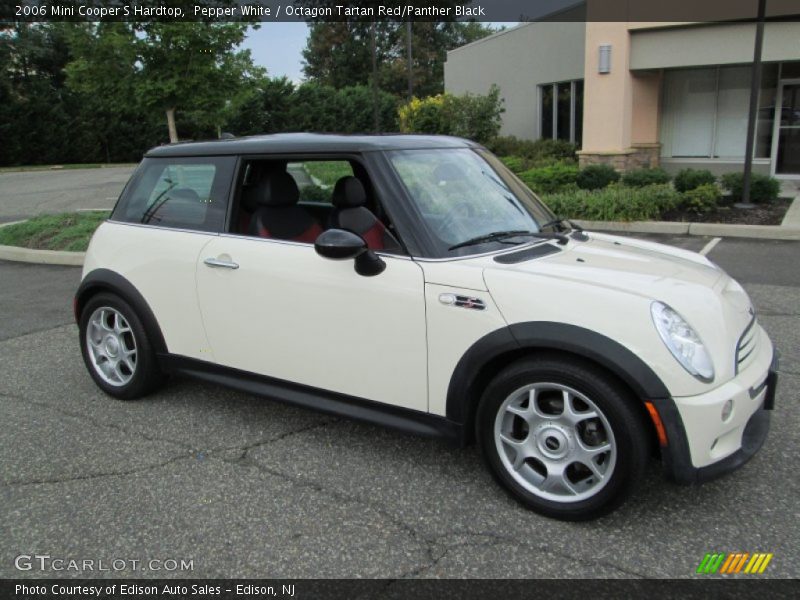 Pepper White / Octagon Tartan Red/Panther Black 2006 Mini Cooper S Hardtop