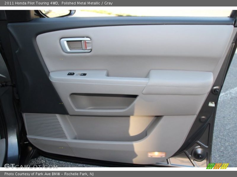 Polished Metal Metallic / Gray 2011 Honda Pilot Touring 4WD