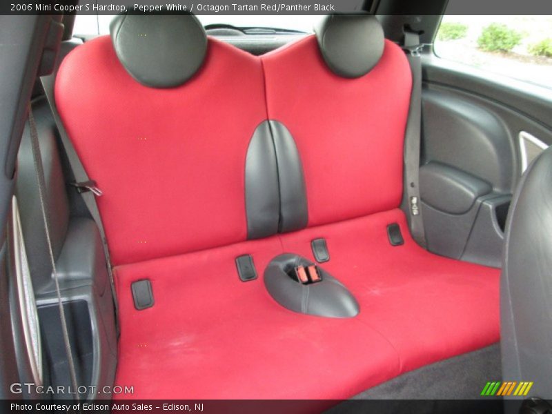 Pepper White / Octagon Tartan Red/Panther Black 2006 Mini Cooper S Hardtop