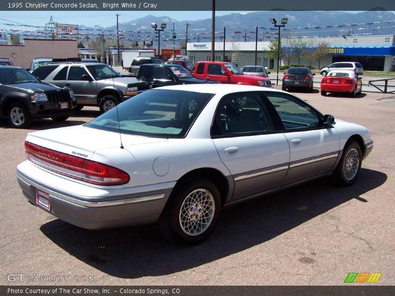 Bright White / Gray 1995 Chrysler Concorde Sedan