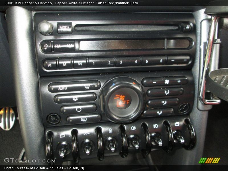 Pepper White / Octagon Tartan Red/Panther Black 2006 Mini Cooper S Hardtop