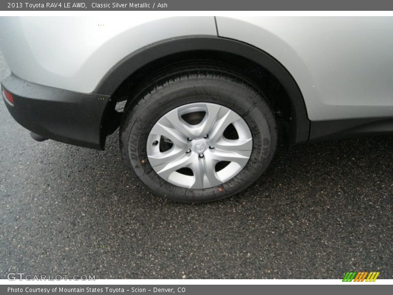 Classic Silver Metallic / Ash 2013 Toyota RAV4 LE AWD