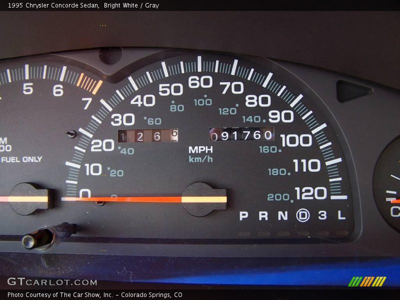 Bright White / Gray 1995 Chrysler Concorde Sedan