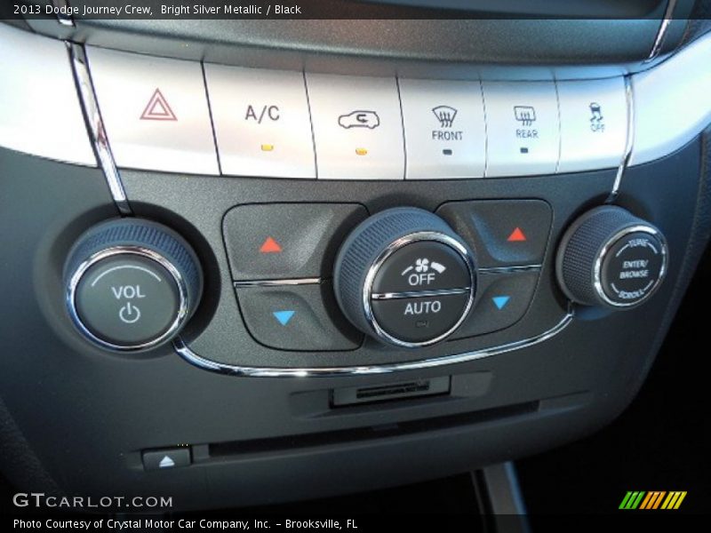 Bright Silver Metallic / Black 2013 Dodge Journey Crew