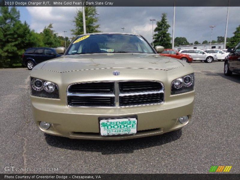 White Gold Pearl / Dark Slate Gray 2010 Dodge Charger R/T