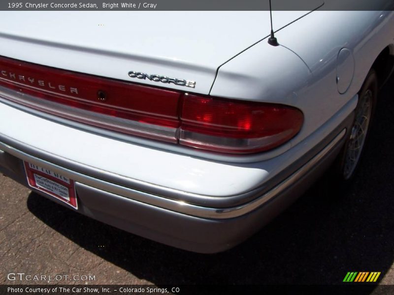 Bright White / Gray 1995 Chrysler Concorde Sedan