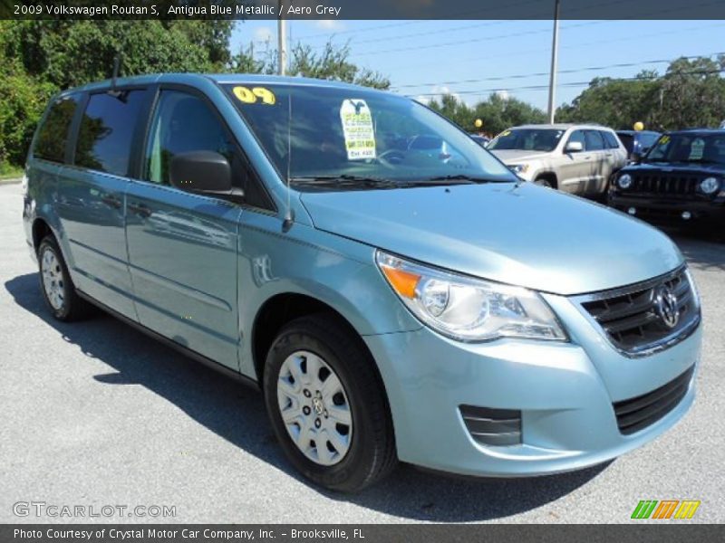 Antigua Blue Metallic / Aero Grey 2009 Volkswagen Routan S