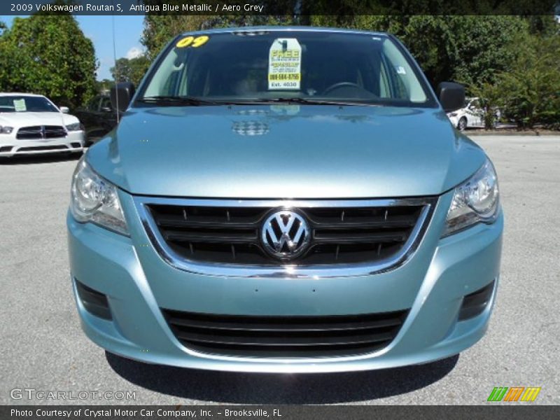 Antigua Blue Metallic / Aero Grey 2009 Volkswagen Routan S