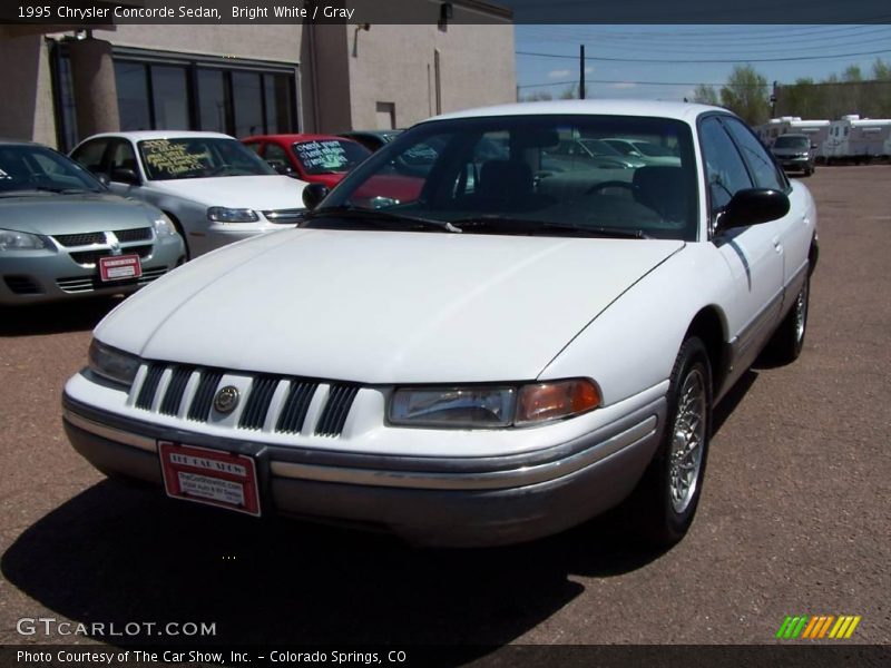 Bright White / Gray 1995 Chrysler Concorde Sedan