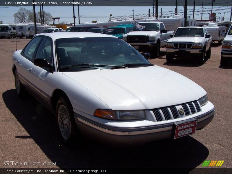 Bright White / Gray 1995 Chrysler Concorde Sedan