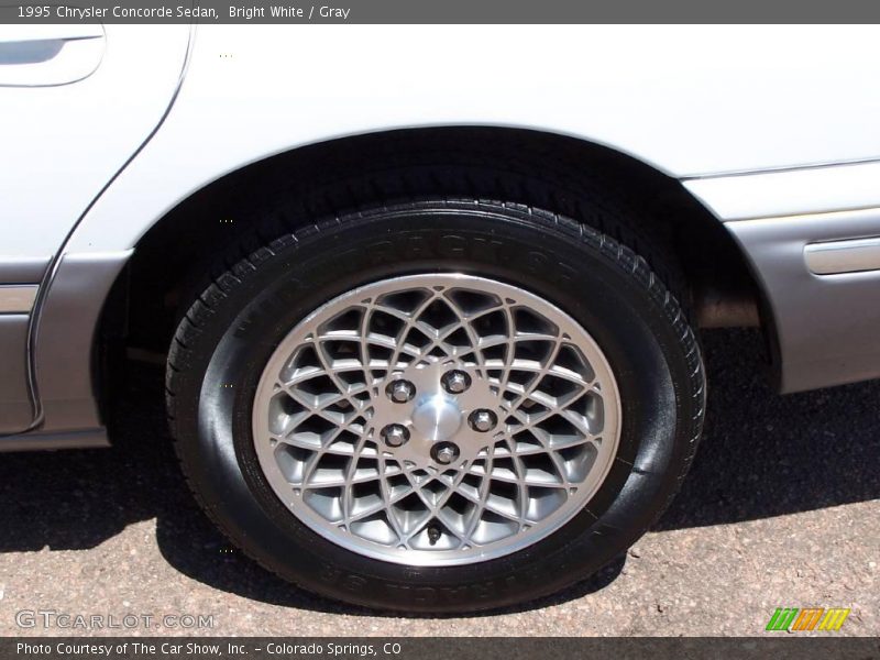 Bright White / Gray 1995 Chrysler Concorde Sedan
