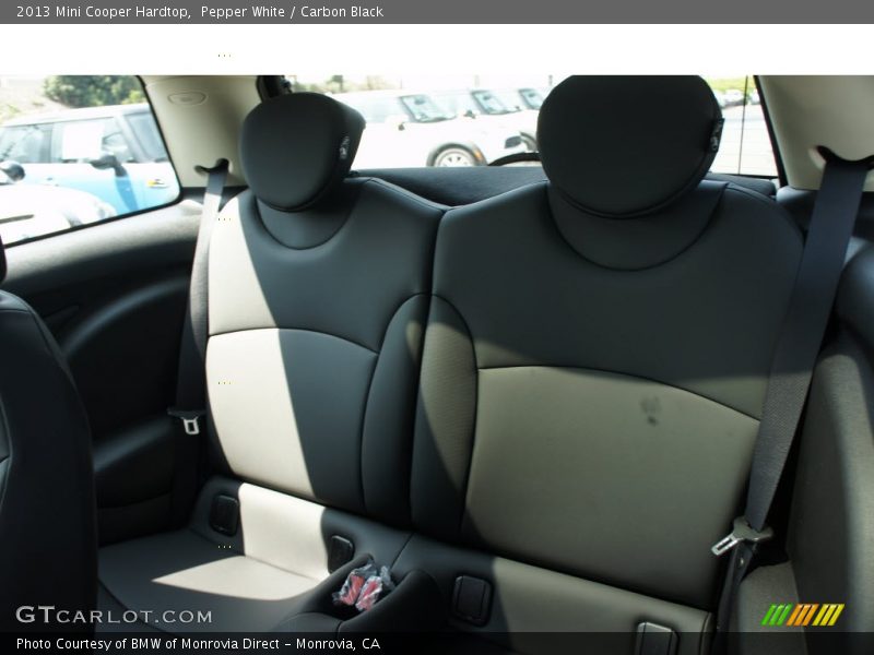 Pepper White / Carbon Black 2013 Mini Cooper Hardtop