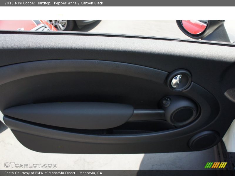 Pepper White / Carbon Black 2013 Mini Cooper Hardtop