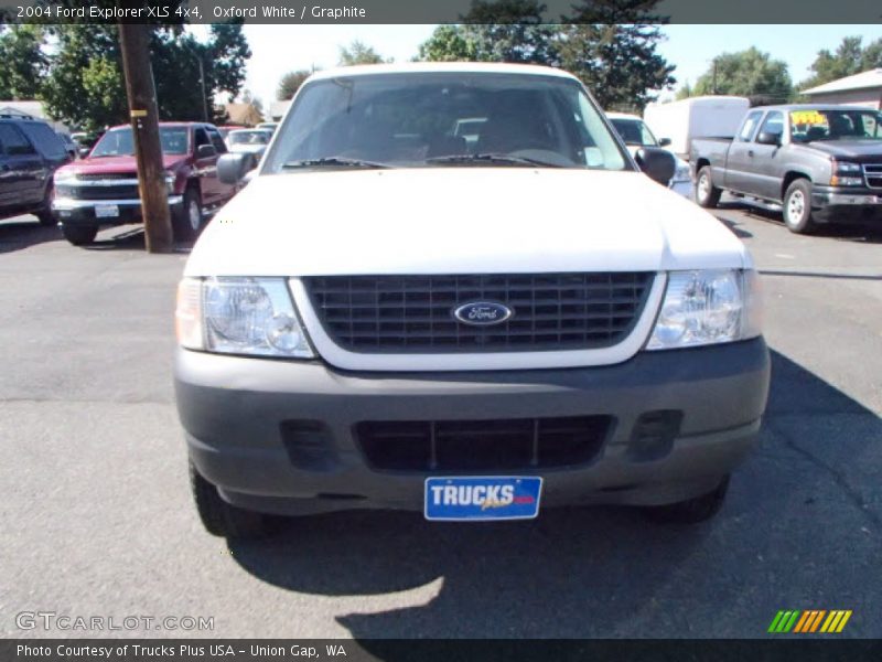 Oxford White / Graphite 2004 Ford Explorer XLS 4x4