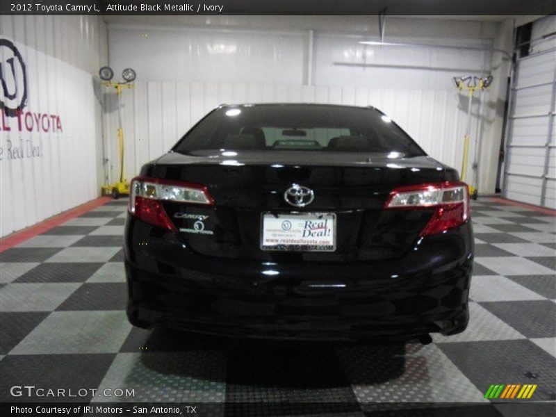 Attitude Black Metallic / Ivory 2012 Toyota Camry L