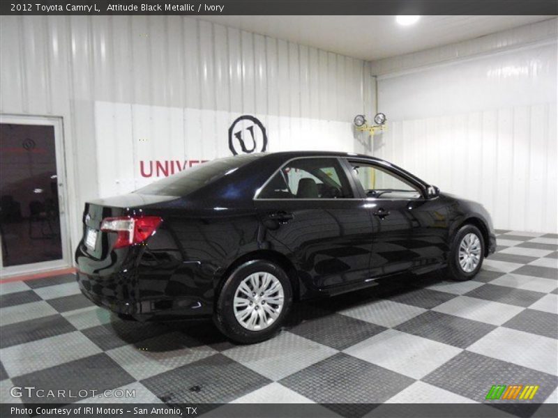 Attitude Black Metallic / Ivory 2012 Toyota Camry L
