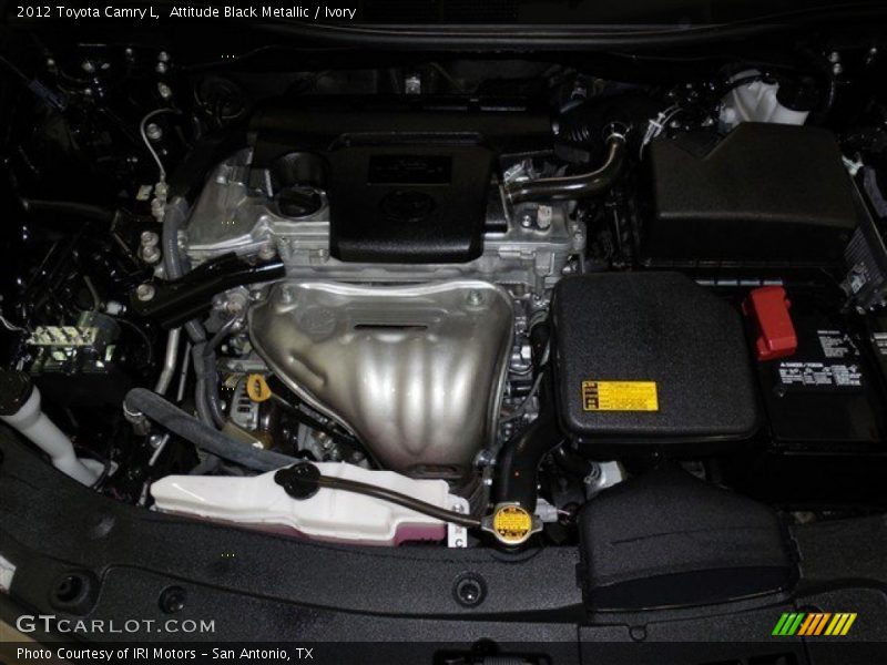 Attitude Black Metallic / Ivory 2012 Toyota Camry L