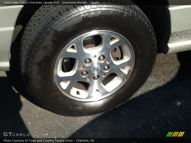 Silverstone Metallic / Agate 2000 Jeep Grand Cherokee Laredo 4x4
