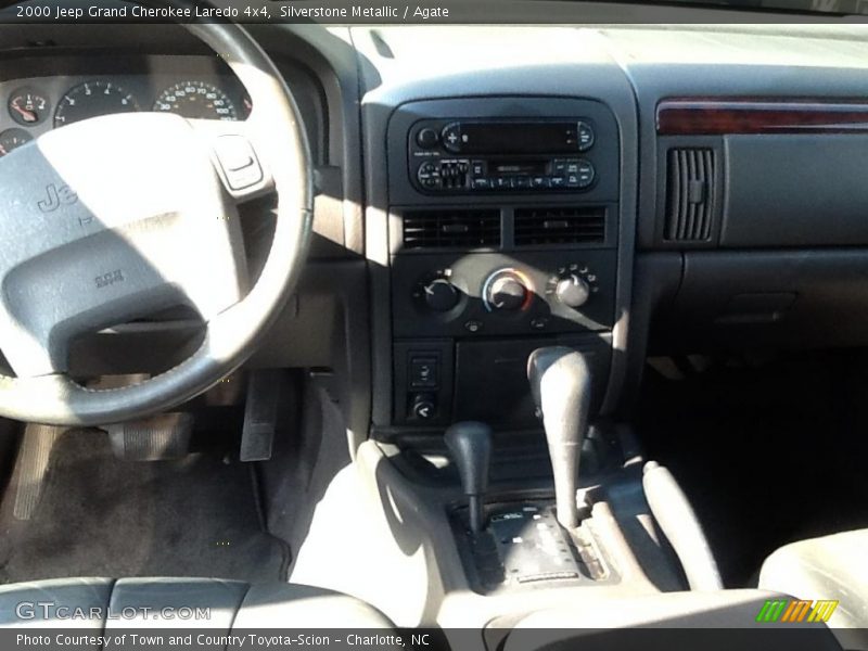 Silverstone Metallic / Agate 2000 Jeep Grand Cherokee Laredo 4x4
