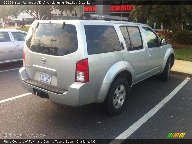Silver Lightning Metallic / Graphite 2006 Nissan Pathfinder SE