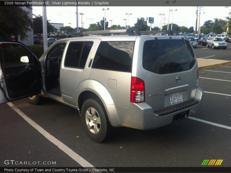 Silver Lightning Metallic / Graphite 2006 Nissan Pathfinder SE