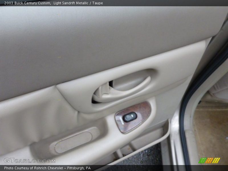 Light Sandrift Metallic / Taupe 2003 Buick Century Custom