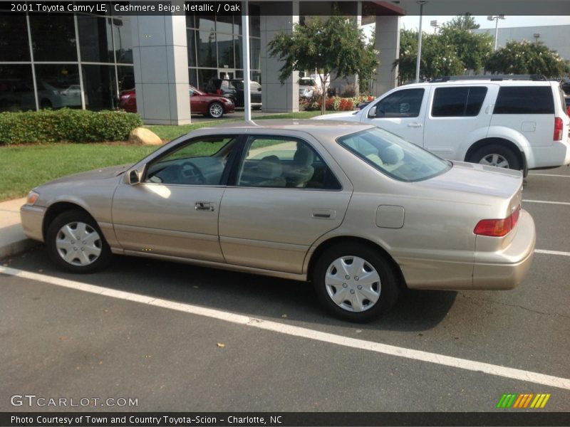 Cashmere Beige Metallic / Oak 2001 Toyota Camry LE
