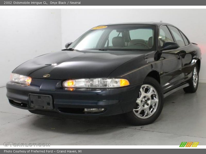 Onyx Black / Neutral 2002 Oldsmobile Intrigue GL