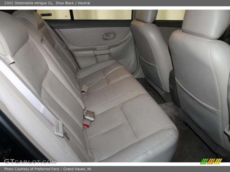 Onyx Black / Neutral 2002 Oldsmobile Intrigue GL