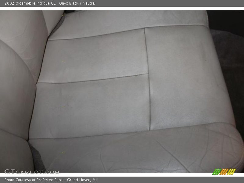 Onyx Black / Neutral 2002 Oldsmobile Intrigue GL