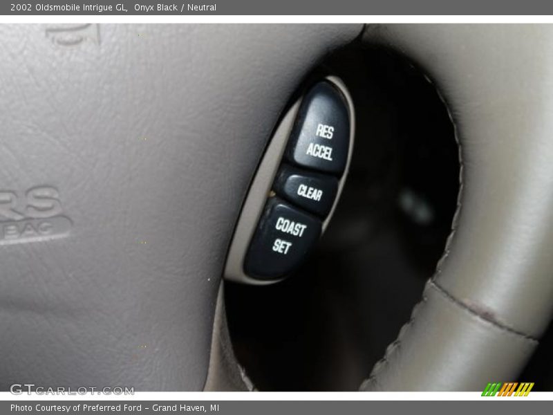 Onyx Black / Neutral 2002 Oldsmobile Intrigue GL