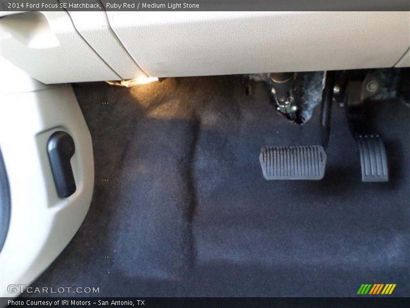 Ruby Red / Medium Light Stone 2014 Ford Focus SE Hatchback