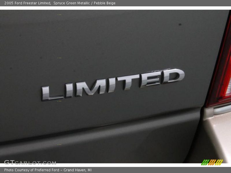 Spruce Green Metallic / Pebble Beige 2005 Ford Freestar Limited