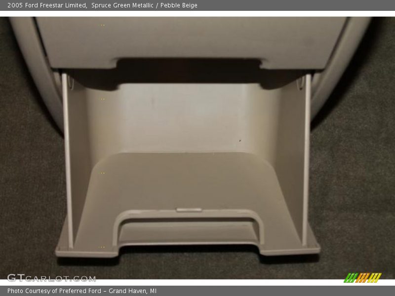 Spruce Green Metallic / Pebble Beige 2005 Ford Freestar Limited
