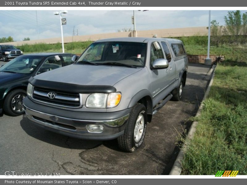 Thunder Gray Metallic / Gray 2001 Toyota Tundra SR5 Extended Cab 4x4