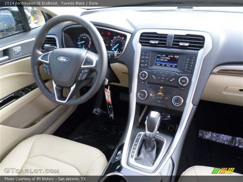 Tuxedo Black / Dune 2014 Ford Fusion SE EcoBoost