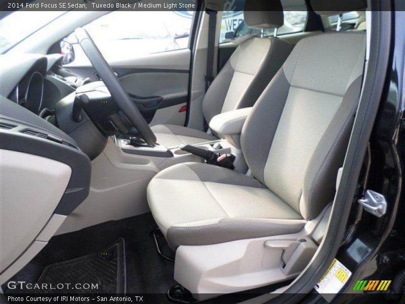Tuxedo Black / Medium Light Stone 2014 Ford Focus SE Sedan