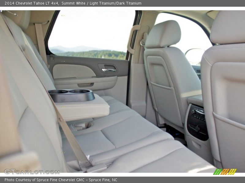 Summit White / Light Titanium/Dark Titanium 2014 Chevrolet Tahoe LT 4x4