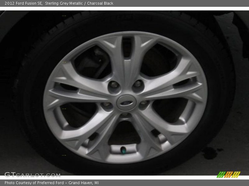 Sterling Grey Metallic / Charcoal Black 2012 Ford Fusion SE