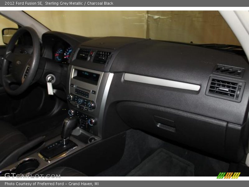 Sterling Grey Metallic / Charcoal Black 2012 Ford Fusion SE