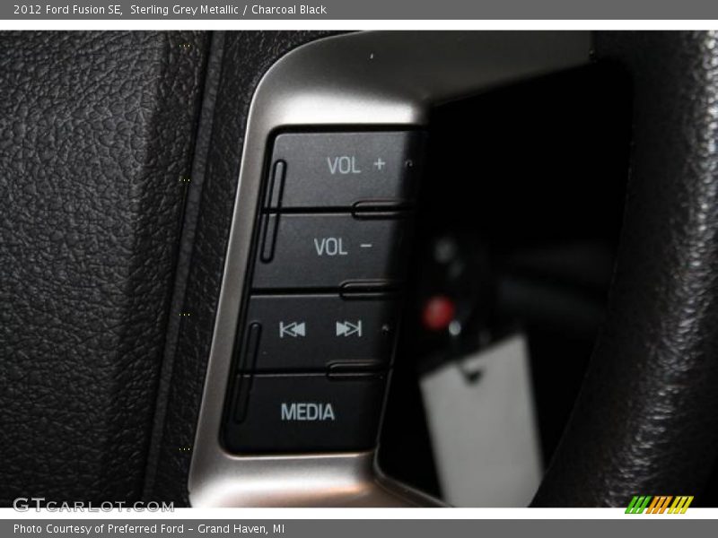 Sterling Grey Metallic / Charcoal Black 2012 Ford Fusion SE
